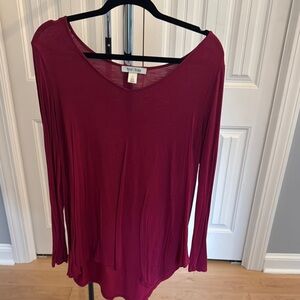 Women's V-Neck Long Sleeve Top - Deep Pink
